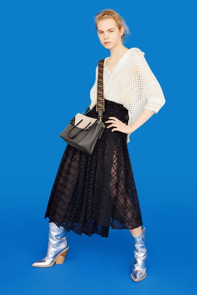 Look 23